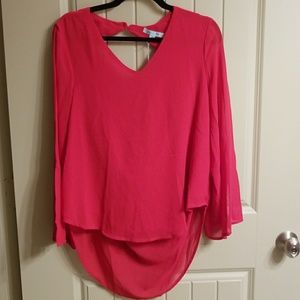 Red tunic with cutout NWT